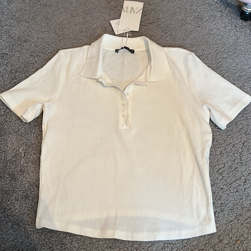 Button Up Top - Picture 2 of 9